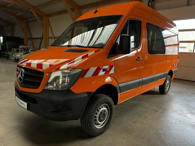 MERCEDES-BENZ Sprinter 316 CDI 4x4 Allrad L2H2 1. Hand! - Pakettiauto, Jatko-ohjaamo kevyt kuorma-auto: kuva MERCEDES-BENZ Sprinter 316 CDI 4x4 Allrad L2H2 1. Hand! - Pakettiauto, Jatko-ohjaamo kevyt kuorma-auto MERCEDES-BENZ Sprinter 316 CDI 4x4 Allrad L2H2 1. Hand! - Pakettiauto, Jatko-ohjaamo kevyt kuorma-auto: kuva MERCEDES-BENZ Sprinter 316 CDI 4x4 Allrad L2H2 1. Hand! - Pakettiauto, Jatko-ohjaamo kevyt kuorma-auto