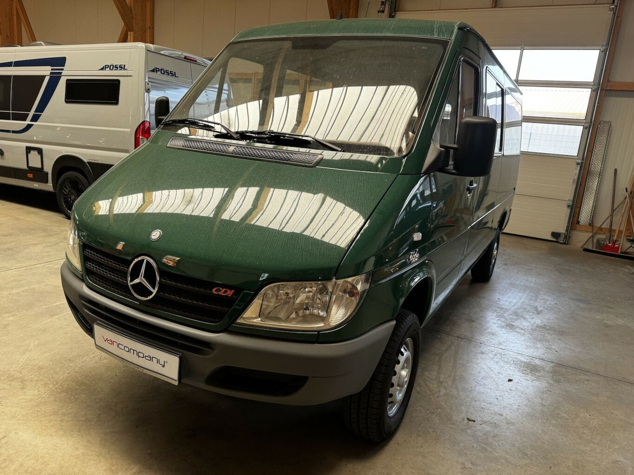 Mercedes-Benz Sprinter 313 CDI 4x4 Allrad ZG3 Topzustand! - Pikkubussi, Jatko-ohjaamo kevyt kuorma-auto: kuva Mercedes-Benz Sprinter 313 CDI 4x4 Allrad ZG3 Topzustand! - Pikkubussi, Jatko-ohjaamo kevyt kuorma-auto Mercedes-Benz Sprinter 313 CDI 4x4 Allrad ZG3 Topzustand! - Pikkubussi, Jatko-ohjaamo kevyt kuorma-auto: kuva Mercedes-Benz Sprinter 313 CDI 4x4 Allrad ZG3 Topzustand! - Pikkubussi, Jatko-ohjaamo kevyt kuorma-auto