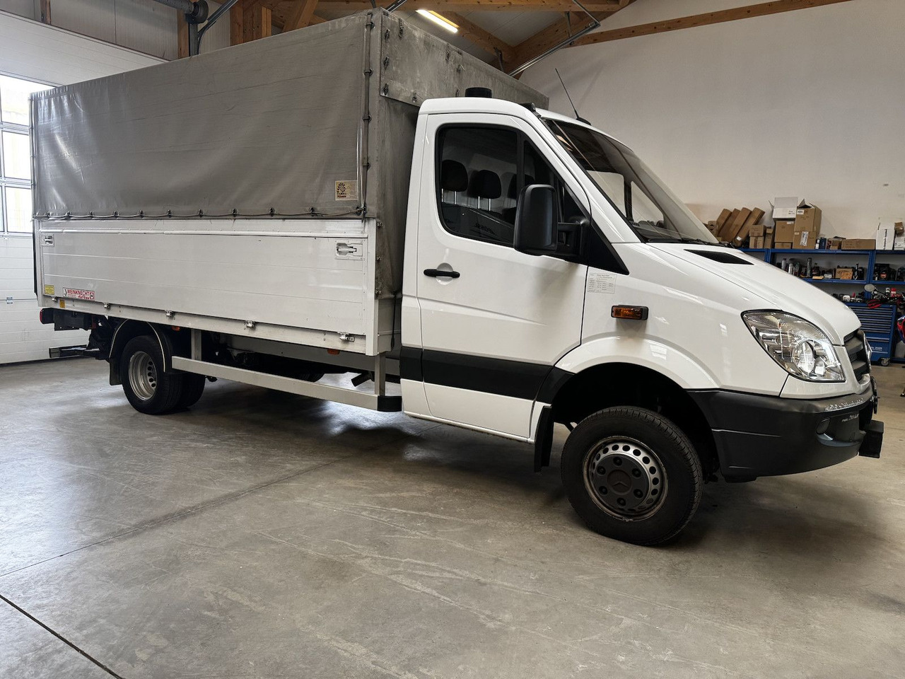 Mercedes-Benz Sprinter 516 CDI 4x4 Winde Pritsche LBW - Avolava pakettiauto: kuva Mercedes-Benz Sprinter 516 CDI 4x4 Winde Pritsche LBW - Avolava pakettiauto Mercedes-Benz Sprinter 516 CDI 4x4 Winde Pritsche LBW - Avolava pakettiauto: kuva Mercedes-Benz Sprinter 516 CDI 4x4 Winde Pritsche LBW - Avolava pakettiauto