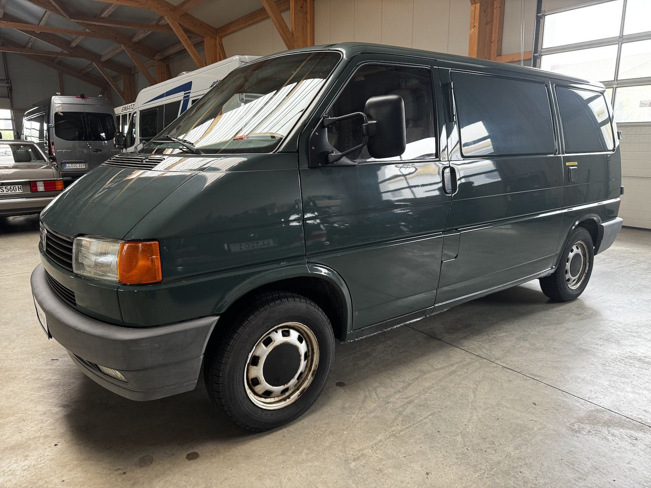 Volkswagen T4 2.5 Syncro 1. Hand H-Kennzeichen - Henkilöauto: kuva Volkswagen T4 2.5 Syncro 1. Hand H-Kennzeichen - Henkilöauto Volkswagen T4 2.5 Syncro 1. Hand H-Kennzeichen - Henkilöauto: kuva Volkswagen T4 2.5 Syncro 1. Hand H-Kennzeichen - Henkilöauto