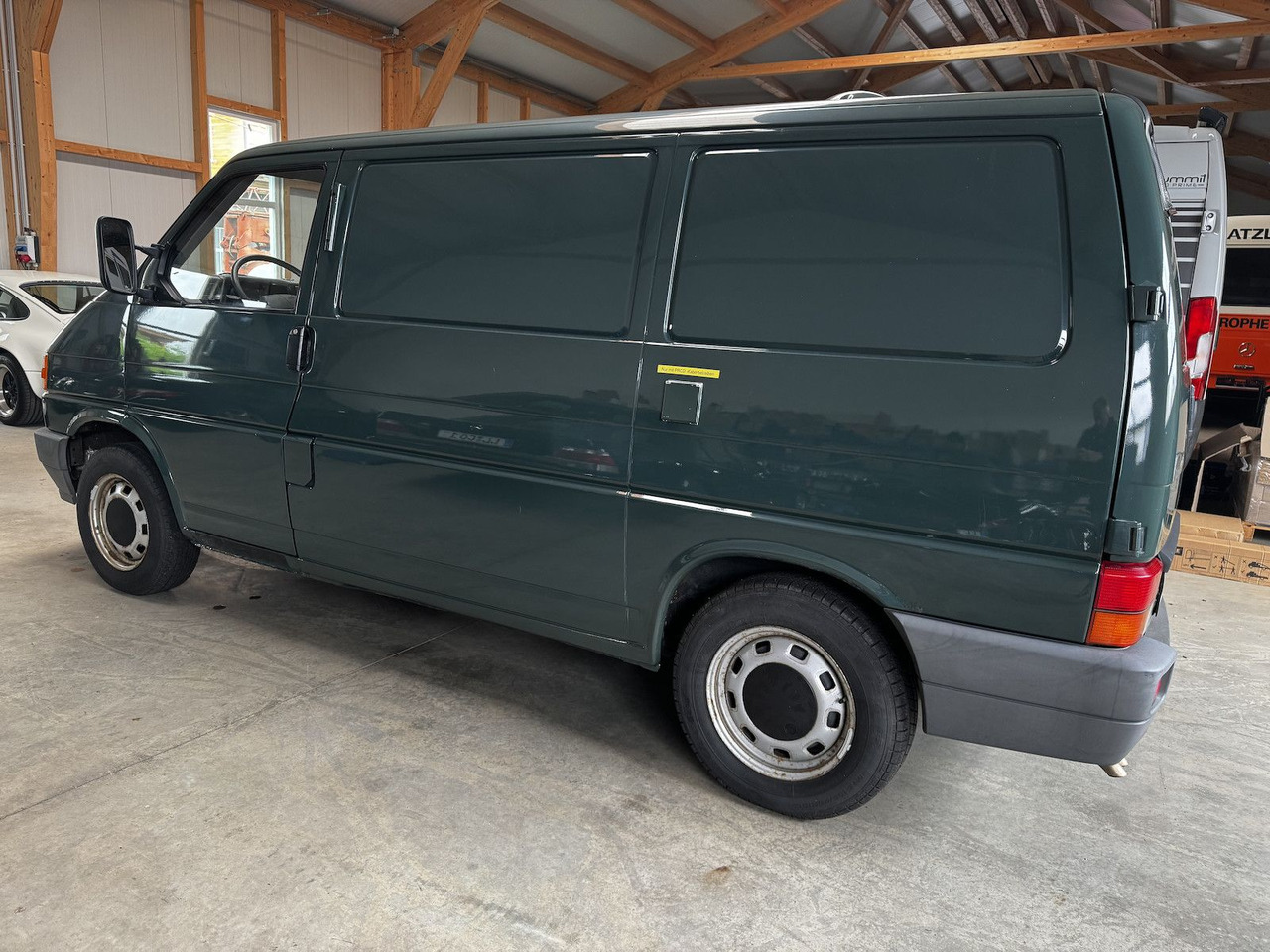 Volkswagen T4 2.5 Syncro 1. Hand H-Kennzeichen - Henkilöauto: kuva Volkswagen T4 2.5 Syncro 1. Hand H-Kennzeichen - Henkilöauto Volkswagen T4 2.5 Syncro 1. Hand H-Kennzeichen - Henkilöauto: kuva Volkswagen T4 2.5 Syncro 1. Hand H-Kennzeichen - Henkilöauto