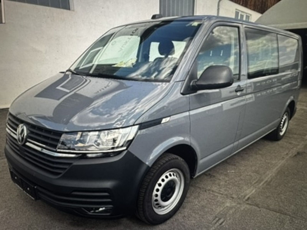 Volkswagen T6.1 Kasten LKW lang 6-Sitzer 2.0 TDI 4Motion - Pieni pakettiauto, Jatko-ohjaamo kevyt kuorma-auto: kuva Volkswagen T6.1 Kasten LKW lang 6-Sitzer 2.0 TDI 4Motion - Pieni pakettiauto, Jatko-ohjaamo kevyt kuorma-auto Volkswagen T6.1 Kasten LKW lang 6-Sitzer 2.0 TDI 4Motion - Pieni pakettiauto, Jatko-ohjaamo kevyt kuorma-auto: kuva Volkswagen T6.1 Kasten LKW lang 6-Sitzer 2.0 TDI 4Motion - Pieni pakettiauto, Jatko-ohjaamo kevyt kuorma-auto