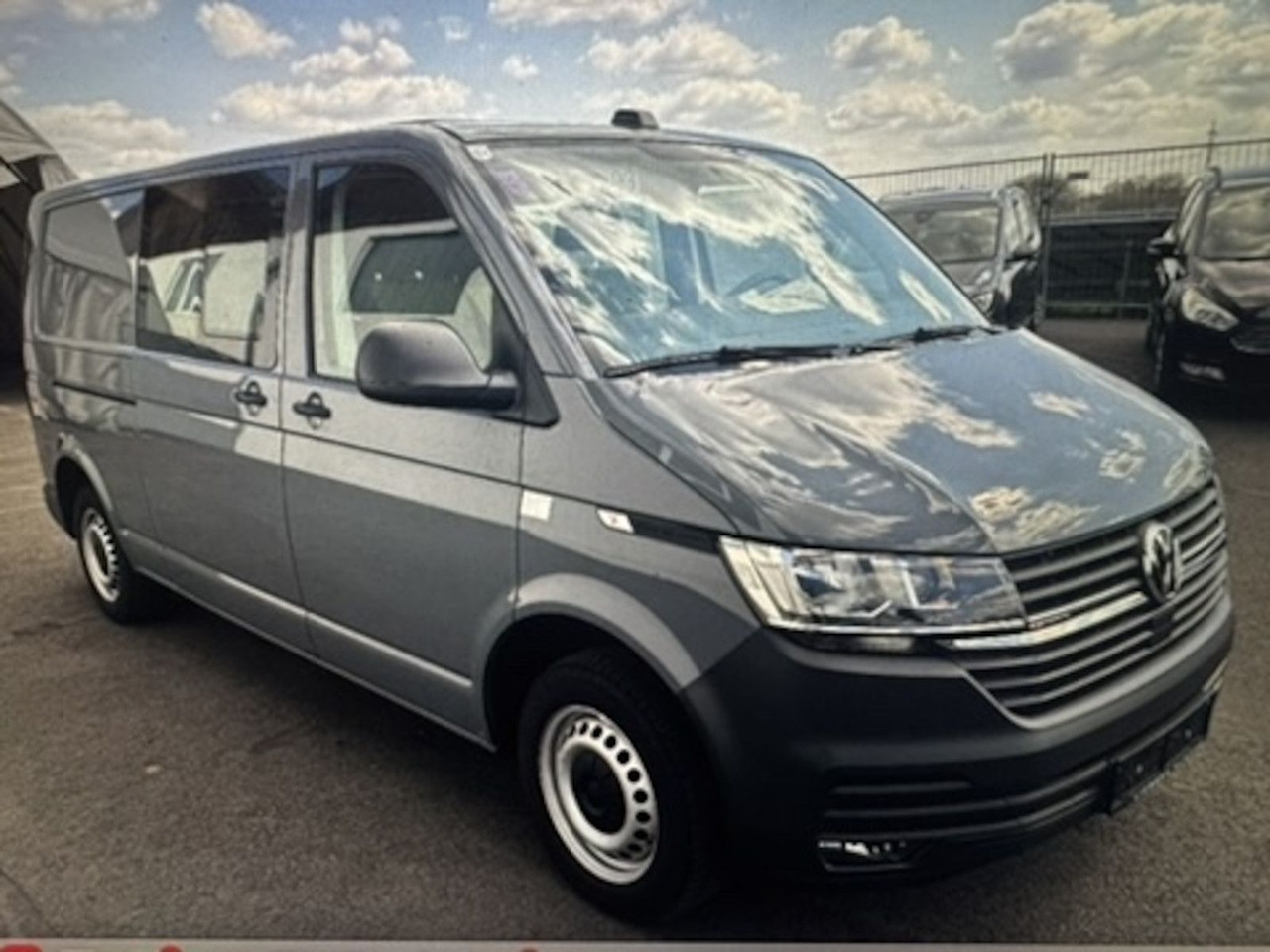 Volkswagen T6.1 Kasten LKW lang 6-Sitzer 2.0 TDI 4Motion - Pieni pakettiauto, Jatko-ohjaamo kevyt kuorma-auto: kuva Volkswagen T6.1 Kasten LKW lang 6-Sitzer 2.0 TDI 4Motion - Pieni pakettiauto, Jatko-ohjaamo kevyt kuorma-auto Volkswagen T6.1 Kasten LKW lang 6-Sitzer 2.0 TDI 4Motion - Pieni pakettiauto, Jatko-ohjaamo kevyt kuorma-auto: kuva Volkswagen T6.1 Kasten LKW lang 6-Sitzer 2.0 TDI 4Motion - Pieni pakettiauto, Jatko-ohjaamo kevyt kuorma-auto