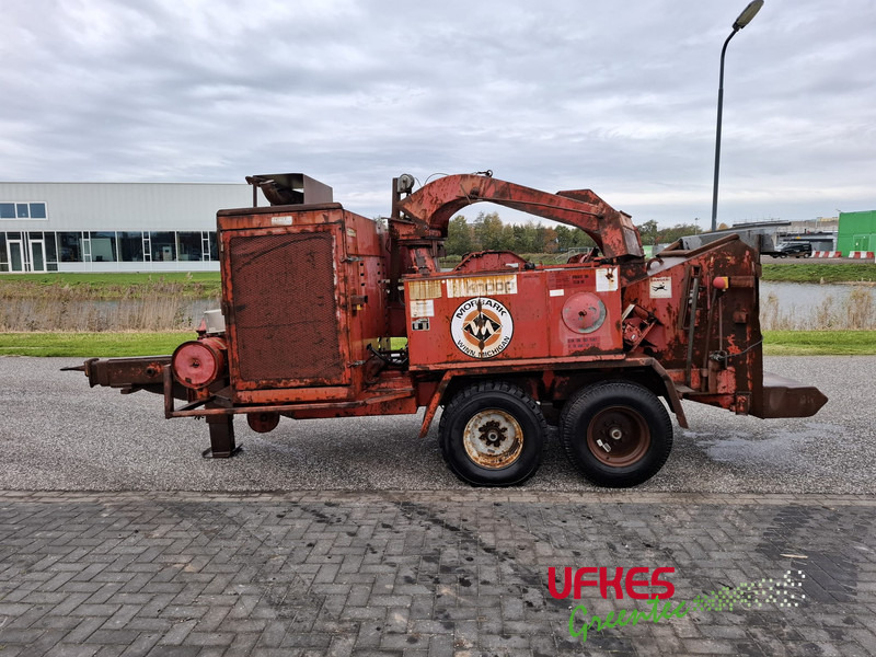 Morbark EZ 2500 - Hakkuri: kuva Morbark EZ 2500 - Hakkuri Morbark EZ 2500 - Hakkuri: kuva Morbark EZ 2500 - Hakkuri