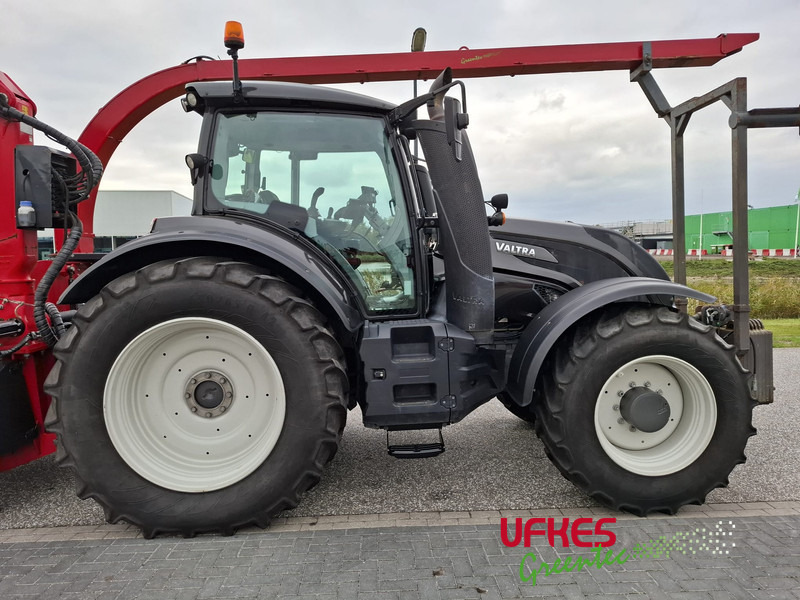 Valtra T 234 Direct TwinTrac - Traktori: kuva Valtra T 234 Direct TwinTrac - Traktori Valtra T 234 Direct TwinTrac - Traktori: kuva Valtra T 234 Direct TwinTrac - Traktori