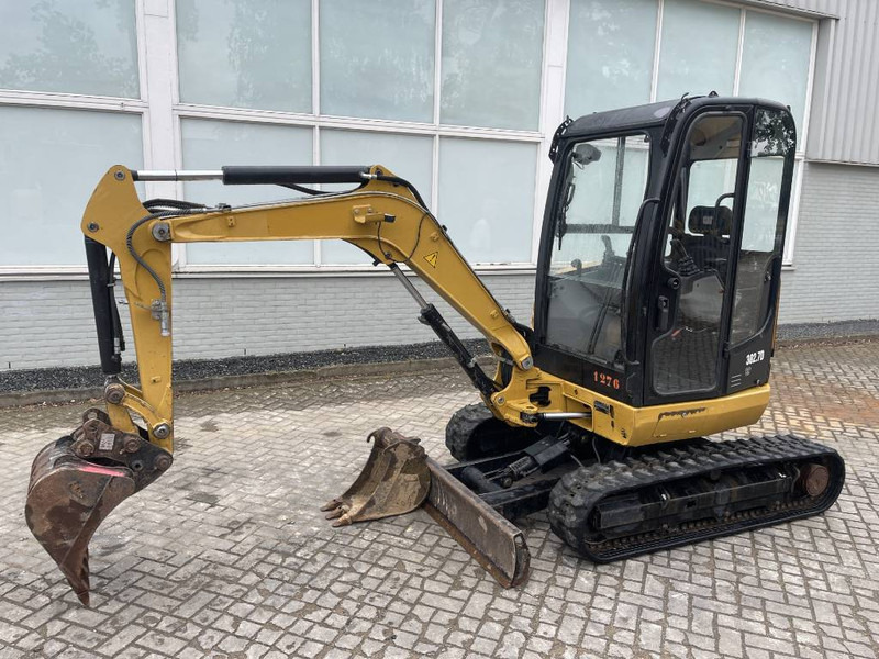 Cat 302.7 D CR 2020 CE - Minikuormaaja: kuva Cat 302.7 D CR 2020 CE - Minikuormaaja Cat 302.7 D CR 2020 CE - Minikuormaaja: kuva Cat 302.7 D CR 2020 CE - Minikuormaaja