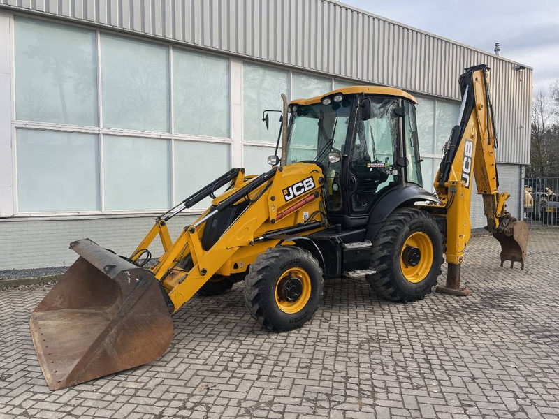 JCB 3 CX 2016 CE - Kaivuri-trukki: kuva JCB 3 CX 2016 CE - Kaivuri-trukki JCB 3 CX 2016 CE - Kaivuri-trukki: kuva JCB 3 CX 2016 CE - Kaivuri-trukki