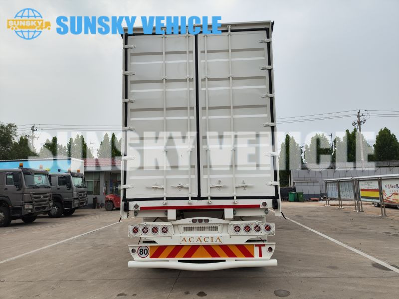 HOWO 13 meters curtain side semi trailer - Pressukapellipuoliperävaunu: kuva HOWO 13 meters curtain side semi trailer - Pressukapellipuoliperävaunu HOWO 13 meters curtain side semi trailer - Pressukapellipuoliperävaunu: kuva HOWO 13 meters curtain side semi trailer - Pressukapellipuoliperävaunu