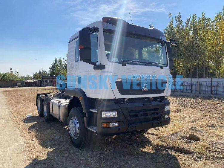 HOWO 400HP High roof Tractor Head - Vetopöytäauto: kuva HOWO 400HP High roof Tractor Head - Vetopöytäauto HOWO 400HP High roof Tractor Head - Vetopöytäauto: kuva HOWO 400HP High roof Tractor Head - Vetopöytäauto