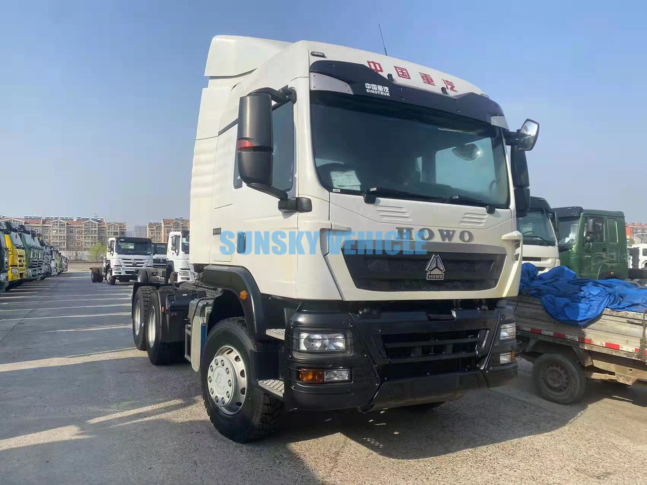 HOWO Brand New TX 6X4 400HP Tractor Head - Vetopöytäauto: kuva HOWO Brand New TX 6X4 400HP Tractor Head - Vetopöytäauto HOWO Brand New TX 6X4 400HP Tractor Head - Vetopöytäauto: kuva HOWO Brand New TX 6X4 400HP Tractor Head - Vetopöytäauto