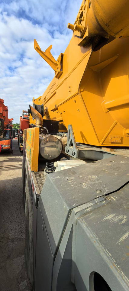 LIEBHERR Second Hand Truck Mounted Crane LTM1500-8.1 Heavy Duty Mobile Crane With High Quality - Ajoneuvonosturi: kuva  LIEBHERR Second Hand Truck Mounted Crane LTM1500-8.1 Heavy Duty Mobile Crane With High Quality - Ajoneuvonosturi LIEBHERR Second Hand Truck Mounted Crane LTM1500-8.1 Heavy Duty Mobile Crane With High Quality - Ajoneuvonosturi: kuva  LIEBHERR Second Hand Truck Mounted Crane LTM1500-8.1 Heavy Duty Mobile Crane With High Quality - Ajoneuvonosturi