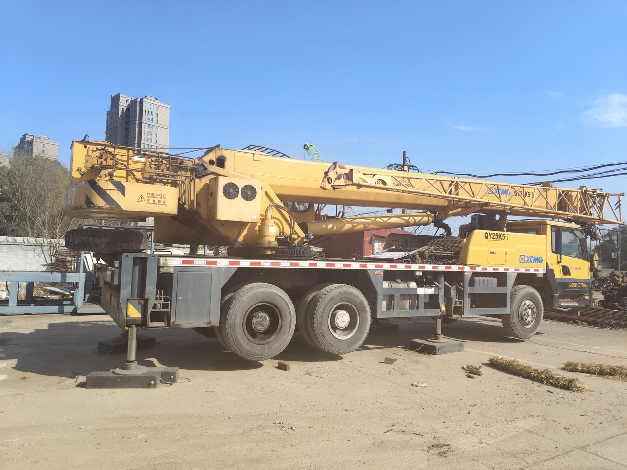 XCMG Official QY25K5-1 Used Truck Mounted Crane 25T Construction Mini Mobile Crane For Sale - Ajoneuvonosturi: kuva XCMG Official QY25K5-1 Used Truck Mounted Crane 25T Construction Mini Mobile Crane For Sale - Ajoneuvonosturi XCMG Official QY25K5-1 Used Truck Mounted Crane 25T Construction Mini Mobile Crane For Sale - Ajoneuvonosturi: kuva XCMG Official QY25K5-1 Used Truck Mounted Crane 25T Construction Mini Mobile Crane For Sale - Ajoneuvonosturi
