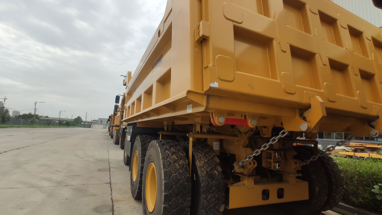 XCMG Official Second Hand Chinese Tipper Truck 72 Ton XDR80TE Mining Dump Truck Price - Dumpperi: kuva XCMG Official Second Hand Chinese Tipper Truck 72 Ton XDR80TE Mining Dump Truck Price - Dumpperi XCMG Official Second Hand Chinese Tipper Truck 72 Ton XDR80TE Mining Dump Truck Price - Dumpperi: kuva XCMG Official Second Hand Chinese Tipper Truck 72 Ton XDR80TE Mining Dump Truck Price - Dumpperi