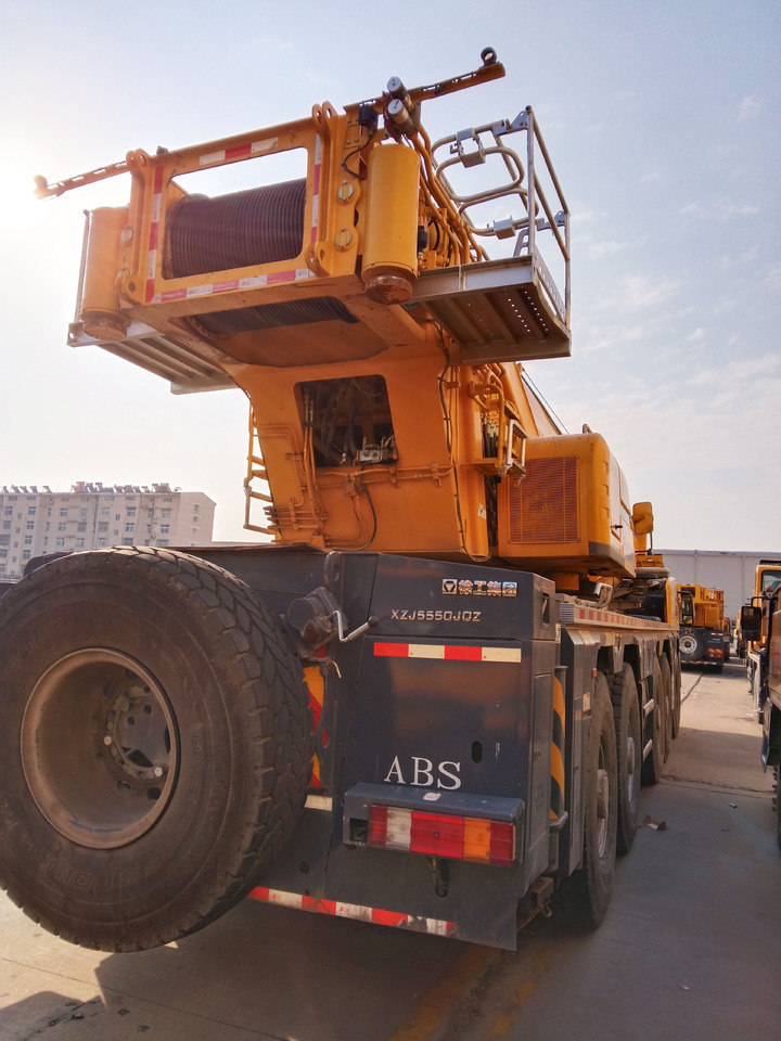 XCMG Official Second Truck Crane XCA260 260on Used All Terrain Crane Price - Kaikki maastonosturi: kuva  XCMG Official Second Truck Crane XCA260 260on Used All Terrain Crane Price - Kaikki maastonosturi XCMG Official Second Truck Crane XCA260 260on Used All Terrain Crane Price - Kaikki maastonosturi: kuva  XCMG Official Second Truck Crane XCA260 260on Used All Terrain Crane Price - Kaikki maastonosturi