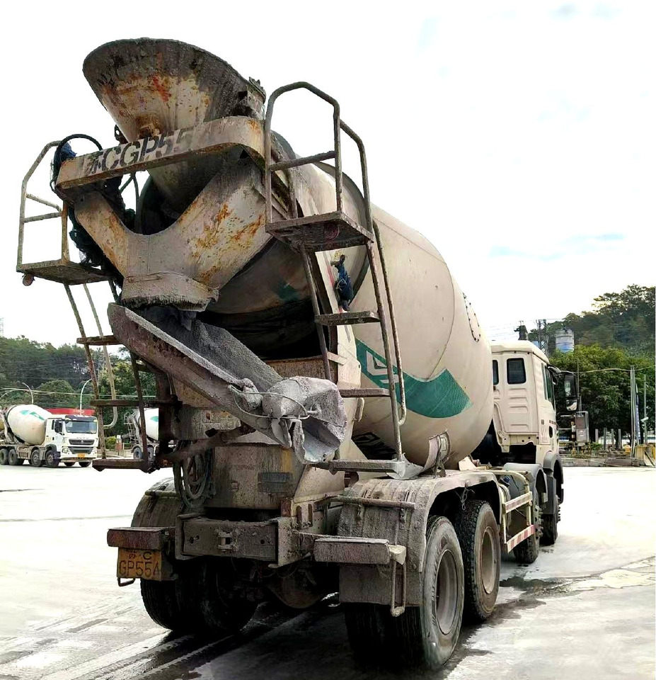 XCMG Official Used Concrete Mixer Truck HOWO G4802D 12m³ Cement Mixer Truck Price - Betoniauto: kuva XCMG Official Used Concrete Mixer Truck HOWO G4802D 12m³ Cement Mixer Truck Price - Betoniauto XCMG Official Used Concrete Mixer Truck HOWO G4802D 12m³ Cement Mixer Truck Price - Betoniauto: kuva XCMG Official Used Concrete Mixer Truck HOWO G4802D 12m³ Cement Mixer Truck Price - Betoniauto