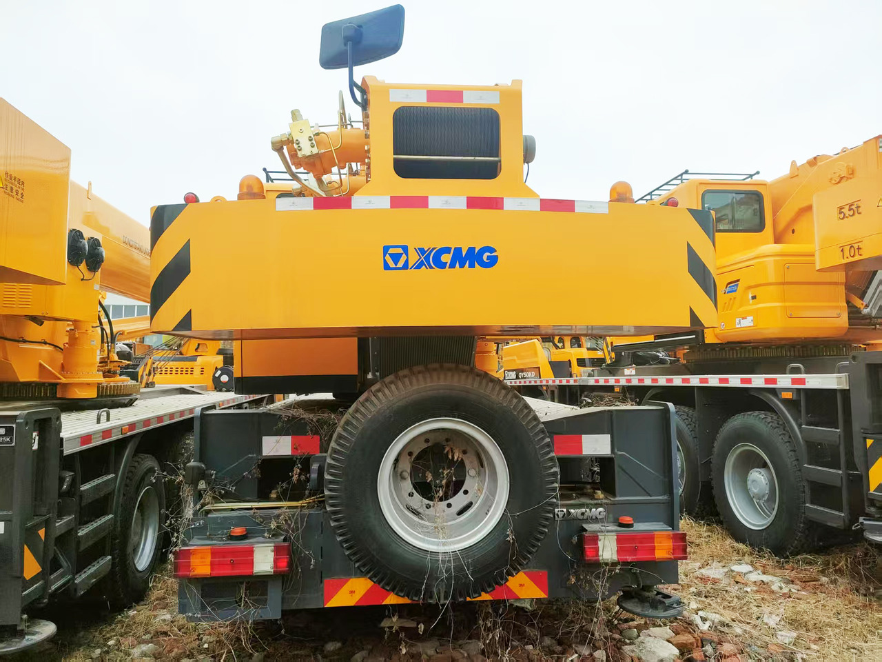 XCMG Official XCT30_M Used Hydraulic Arm Crane For Trucks With High Quality - Ajoneuvonosturi: kuva XCMG Official XCT30_M Used Hydraulic Arm Crane For Trucks With High Quality - Ajoneuvonosturi XCMG Official XCT30_M Used Hydraulic Arm Crane For Trucks With High Quality - Ajoneuvonosturi: kuva XCMG Official XCT30_M Used Hydraulic Arm Crane For Trucks With High Quality - Ajoneuvonosturi