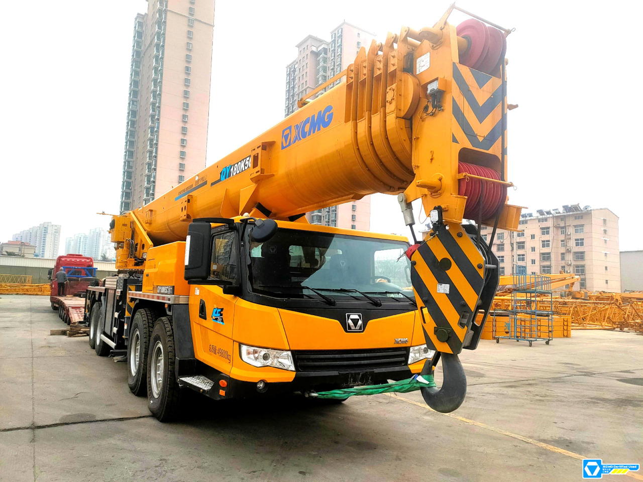 XCMG QY180K5C mobile diesel lift crane price - Ajoneuvonosturi: kuva XCMG QY180K5C mobile diesel lift crane price - Ajoneuvonosturi XCMG QY180K5C mobile diesel lift crane price - Ajoneuvonosturi: kuva XCMG QY180K5C mobile diesel lift crane price - Ajoneuvonosturi