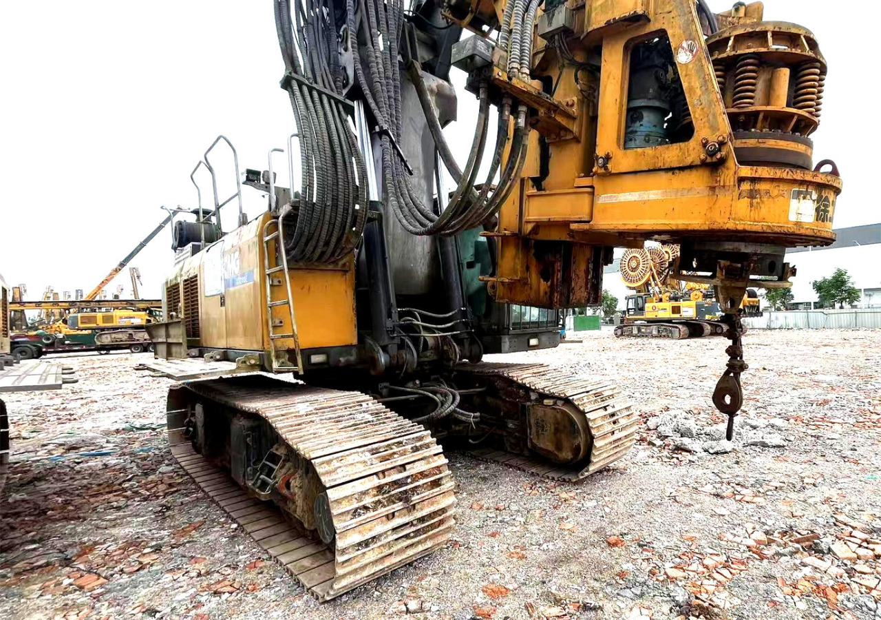 XCMG XR240E second hand rotary drilling rig pile machine price - Porakone: kuva XCMG XR240E second hand rotary drilling rig pile machine price - Porakone XCMG XR240E second hand rotary drilling rig pile machine price - Porakone: kuva XCMG XR240E second hand rotary drilling rig pile machine price - Porakone