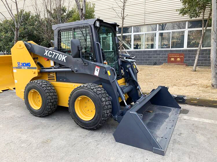 XCMG official XC770K chinese small skid steer loader for sale - Liukuohjattu kuormaaja: kuva XCMG official XC770K chinese small skid steer loader for sale - Liukuohjattu kuormaaja XCMG official XC770K chinese small skid steer loader for sale - Liukuohjattu kuormaaja: kuva XCMG official XC770K chinese small skid steer loader for sale - Liukuohjattu kuormaaja