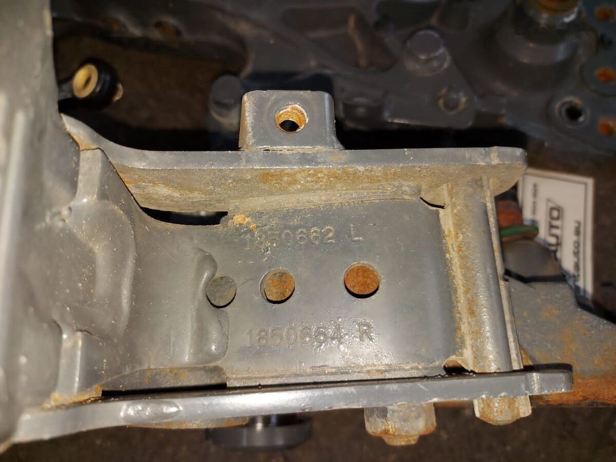 CHASSIS BRACKET DAF 1911615 DAF XF 106 truck - Ripustin - Kuorma-auto: kuva CHASSIS BRACKET DAF 1911615 DAF XF 106 truck - Ripustin - Kuorma-auto CHASSIS BRACKET DAF 1911615 DAF XF 106 truck - Ripustin - Kuorma-auto: kuva CHASSIS BRACKET DAF 1911615 DAF XF 106 truck - Ripustin - Kuorma-auto