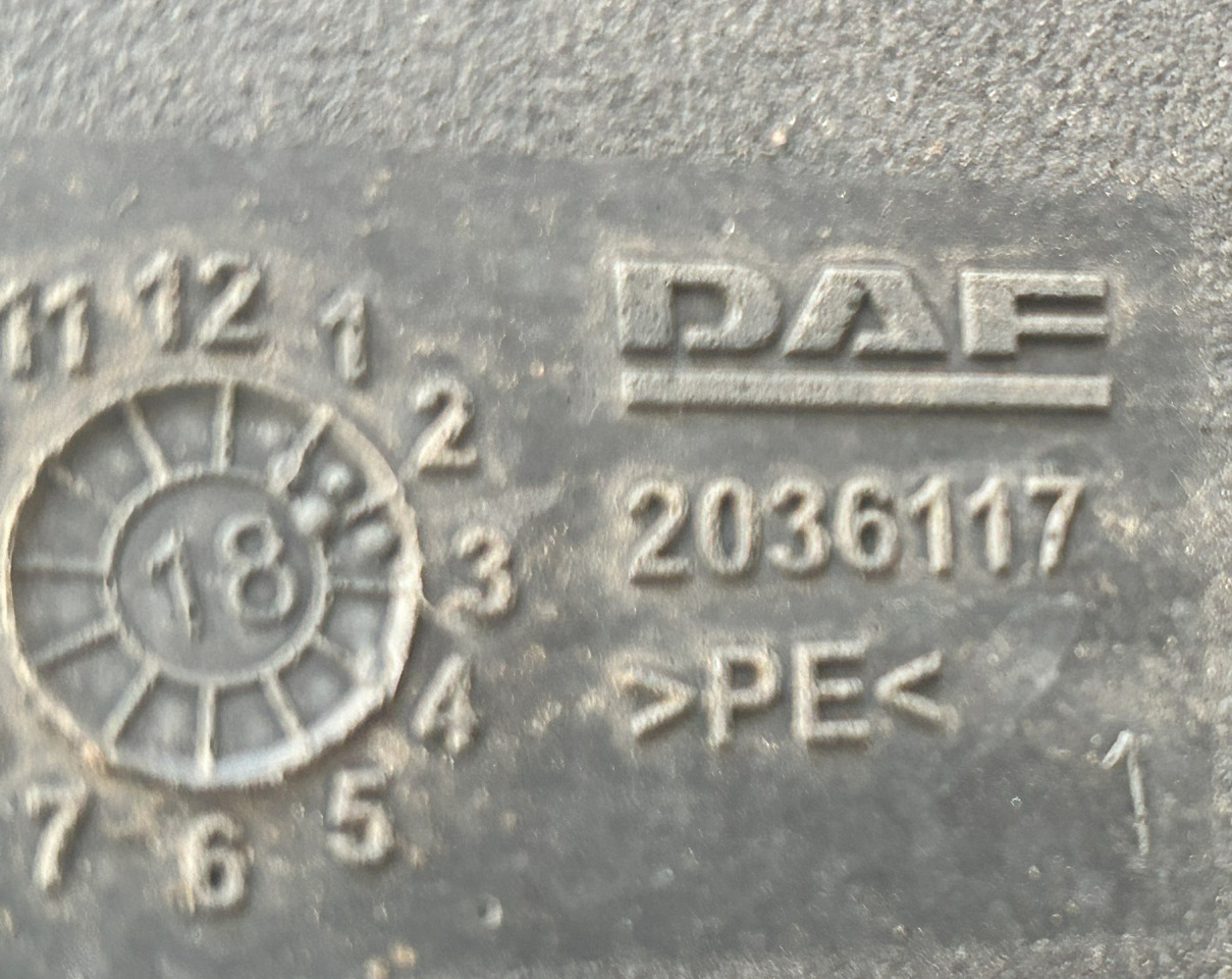 DAF ADBLUE FLUID TANK 90L XF 106 480 - AdBlue tankki: kuva DAF ADBLUE FLUID TANK 90L XF 106 480 - AdBlue tankki DAF ADBLUE FLUID TANK 90L XF 106 480 - AdBlue tankki: kuva DAF ADBLUE FLUID TANK 90L XF 106 480 - AdBlue tankki