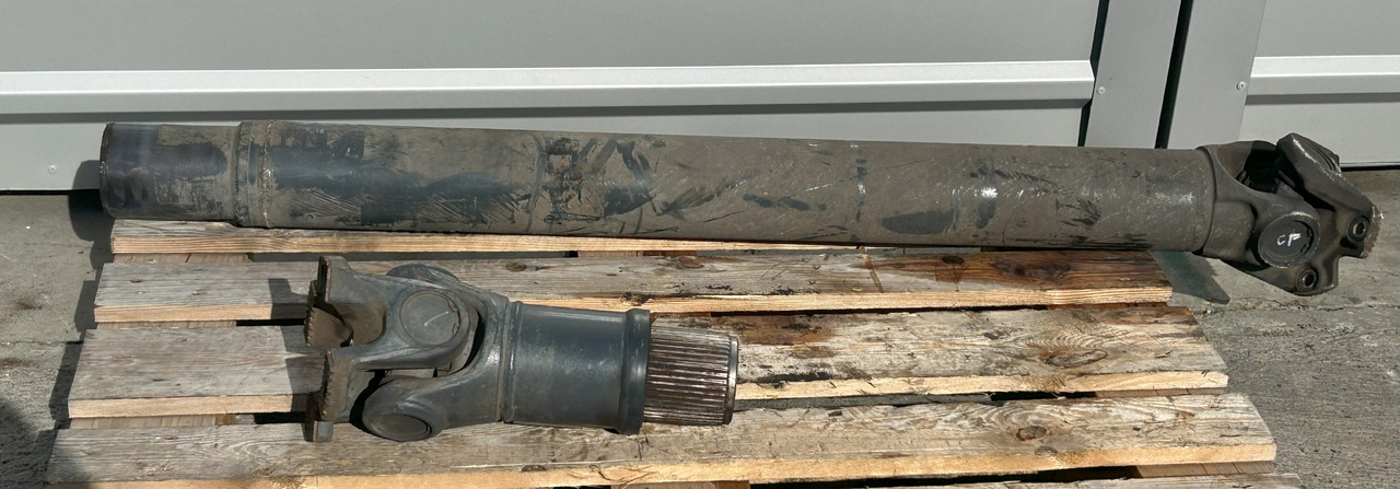 DAF CF EURO 6 440 DRIVE SHAFT LENGTH 1640 MM - Nivelakseli: kuva DAF CF EURO 6 440 DRIVE SHAFT LENGTH 1640 MM - Nivelakseli DAF CF EURO 6 440 DRIVE SHAFT LENGTH 1640 MM - Nivelakseli: kuva DAF CF EURO 6 440 DRIVE SHAFT LENGTH 1640 MM - Nivelakseli