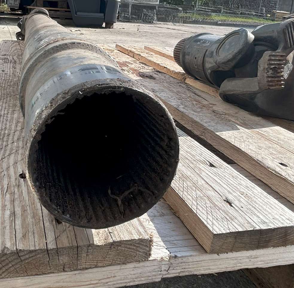 DAF CF EURO 6 440 DRIVE SHAFT LENGTH 1640 MM - Nivelakseli: kuva DAF CF EURO 6 440 DRIVE SHAFT LENGTH 1640 MM - Nivelakseli DAF CF EURO 6 440 DRIVE SHAFT LENGTH 1640 MM - Nivelakseli: kuva DAF CF EURO 6 440 DRIVE SHAFT LENGTH 1640 MM - Nivelakseli