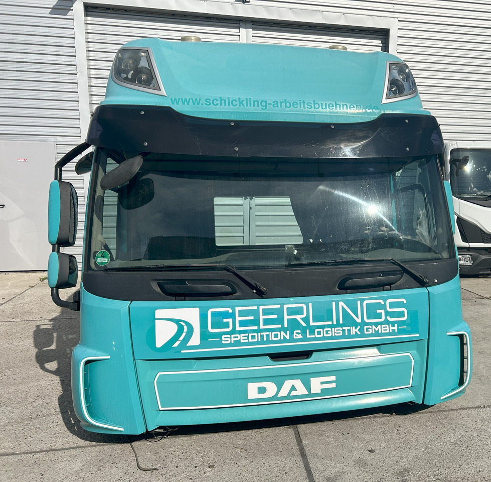 DAF CF EURO 6 SPACE CAB - Ohjaamo: kuva DAF CF EURO 6 SPACE CAB - Ohjaamo DAF CF EURO 6 SPACE CAB - Ohjaamo: kuva DAF CF EURO 6 SPACE CAB - Ohjaamo