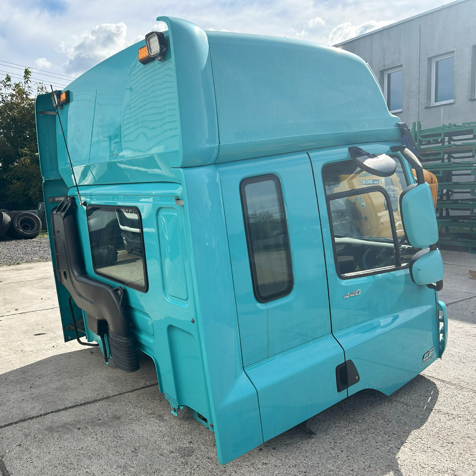 DAF CF EURO 6 SPACE CAB - Ohjaamo: kuva DAF CF EURO 6 SPACE CAB - Ohjaamo DAF CF EURO 6 SPACE CAB - Ohjaamo: kuva DAF CF EURO 6 SPACE CAB - Ohjaamo