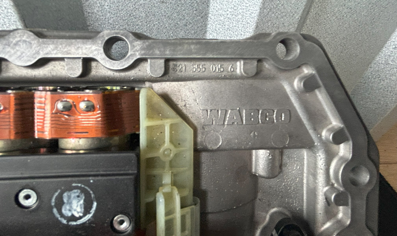 DAF XF 106 ASTRONIC Wybierak Skrzynia   EURO 6 Remanufactured - Vaihteisto - Kuorma-auto: kuva DAF XF 106 ASTRONIC Wybierak Skrzynia   EURO 6 Remanufactured - Vaihteisto - Kuorma-auto DAF XF 106 ASTRONIC Wybierak Skrzynia   EURO 6 Remanufactured - Vaihteisto - Kuorma-auto: kuva DAF XF 106 ASTRONIC Wybierak Skrzynia   EURO 6 Remanufactured - Vaihteisto - Kuorma-auto