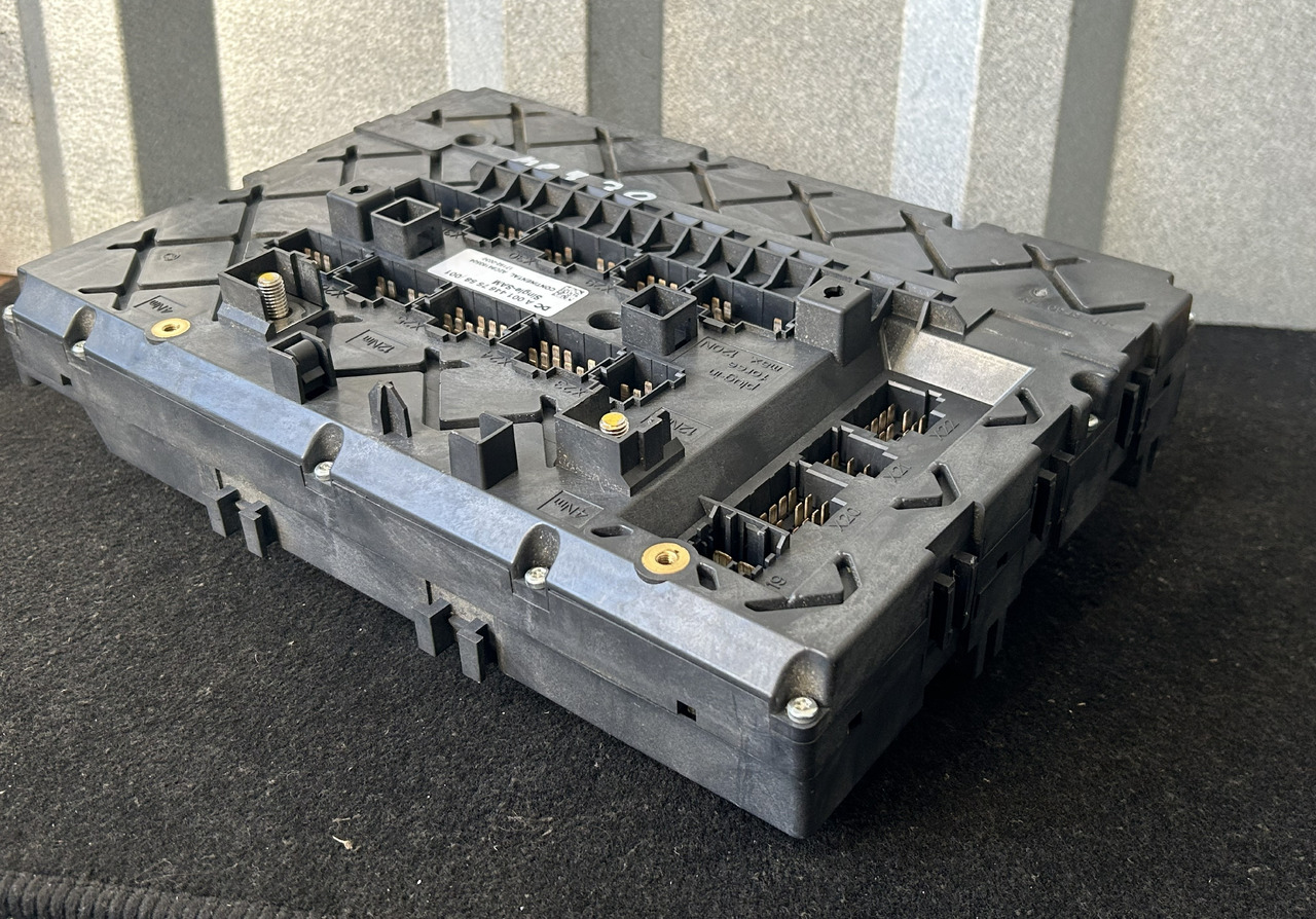 MERCEDES ACTROS MP4 A FUSE MODULE SAM - Sulake: kuva MERCEDES ACTROS MP4 A FUSE MODULE SAM - Sulake MERCEDES ACTROS MP4 A FUSE MODULE SAM - Sulake: kuva MERCEDES ACTROS MP4 A FUSE MODULE SAM - Sulake