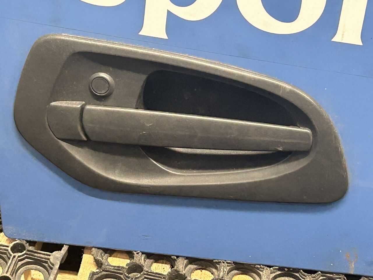 MERCEDES ACTROS MP4 DOOR RIGHT EITH RAMP MIRROR - Ovi ja osat: kuva MERCEDES ACTROS MP4 DOOR RIGHT EITH RAMP MIRROR - Ovi ja osat MERCEDES ACTROS MP4 DOOR RIGHT EITH RAMP MIRROR - Ovi ja osat: kuva MERCEDES ACTROS MP4 DOOR RIGHT EITH RAMP MIRROR - Ovi ja osat