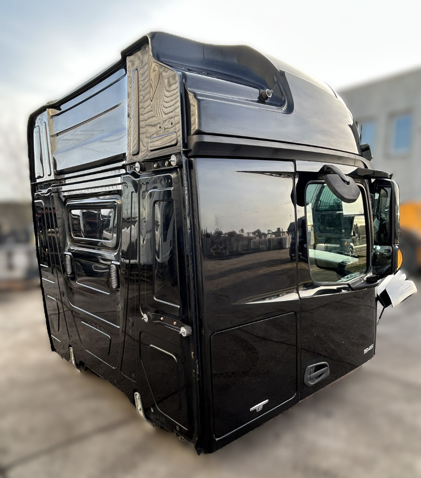 MERCEDES ACTROS MP4 L BigSpace, 2.50 m - Ohjaamo - Kuorma-auto: kuva MERCEDES ACTROS MP4 L BigSpace, 2.50 m - Ohjaamo - Kuorma-auto MERCEDES ACTROS MP4 L BigSpace, 2.50 m - Ohjaamo - Kuorma-auto: kuva MERCEDES ACTROS MP4 L BigSpace, 2.50 m - Ohjaamo - Kuorma-auto