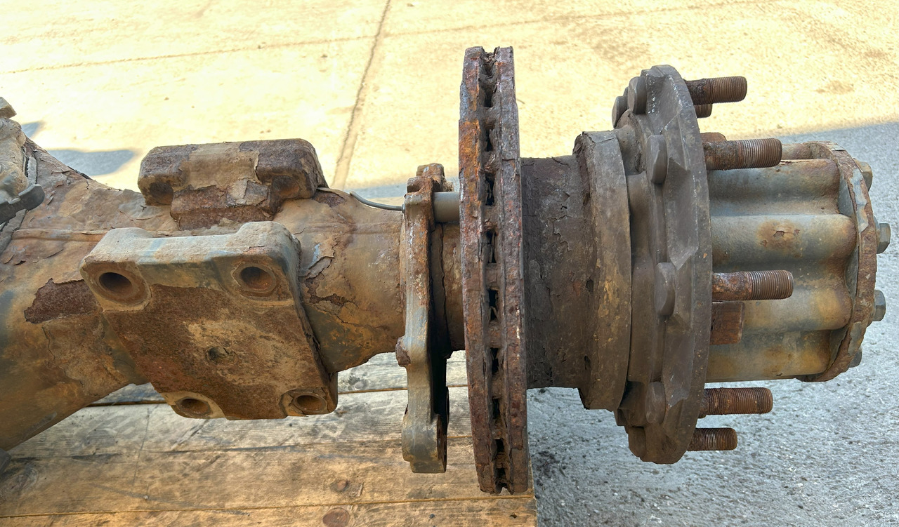 MERCEDES AROCS MP4 AXLE + HUBS R440-13 2,611 - Taka-akseli - Kuorma-auto: kuva MERCEDES AROCS MP4 AXLE + HUBS R440-13 2,611 - Taka-akseli - Kuorma-auto MERCEDES AROCS MP4 AXLE + HUBS R440-13 2,611 - Taka-akseli - Kuorma-auto: kuva MERCEDES AROCS MP4 AXLE + HUBS R440-13 2,611 - Taka-akseli - Kuorma-auto