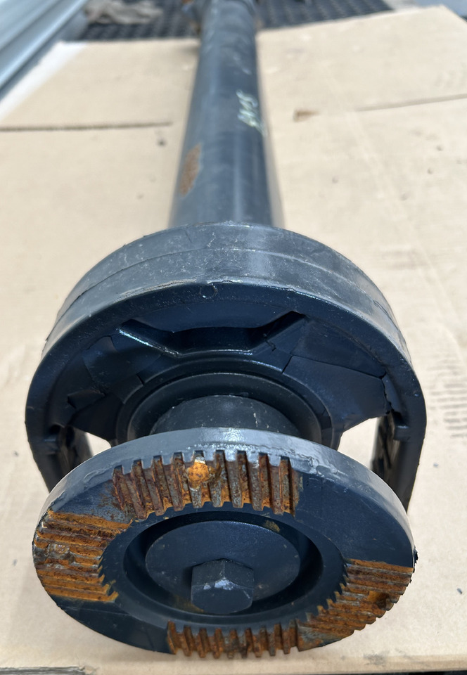 MERCEDES DRIVE SHAFT ATEGO BRAND NEW - Nivelakseli: kuva MERCEDES DRIVE SHAFT ATEGO BRAND NEW - Nivelakseli MERCEDES DRIVE SHAFT ATEGO BRAND NEW - Nivelakseli: kuva MERCEDES DRIVE SHAFT ATEGO BRAND NEW - Nivelakseli