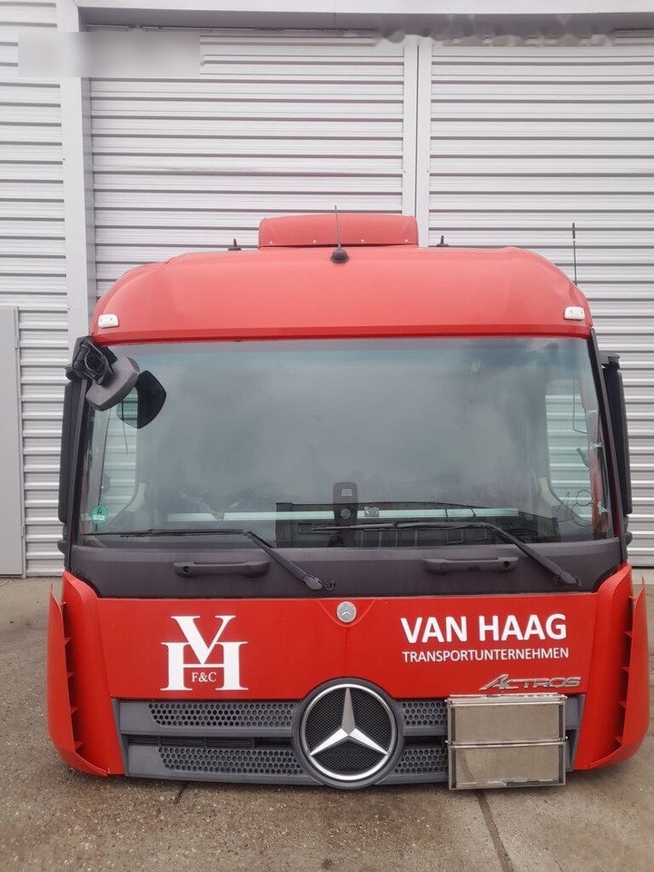 Mercedes-Benz ACTROS MP4 truck - Ohjaamo - Kuorma-auto: kuva Mercedes-Benz ACTROS MP4 truck - Ohjaamo - Kuorma-auto Mercedes-Benz ACTROS MP4 truck - Ohjaamo - Kuorma-auto: kuva Mercedes-Benz ACTROS MP4 truck - Ohjaamo - Kuorma-auto
