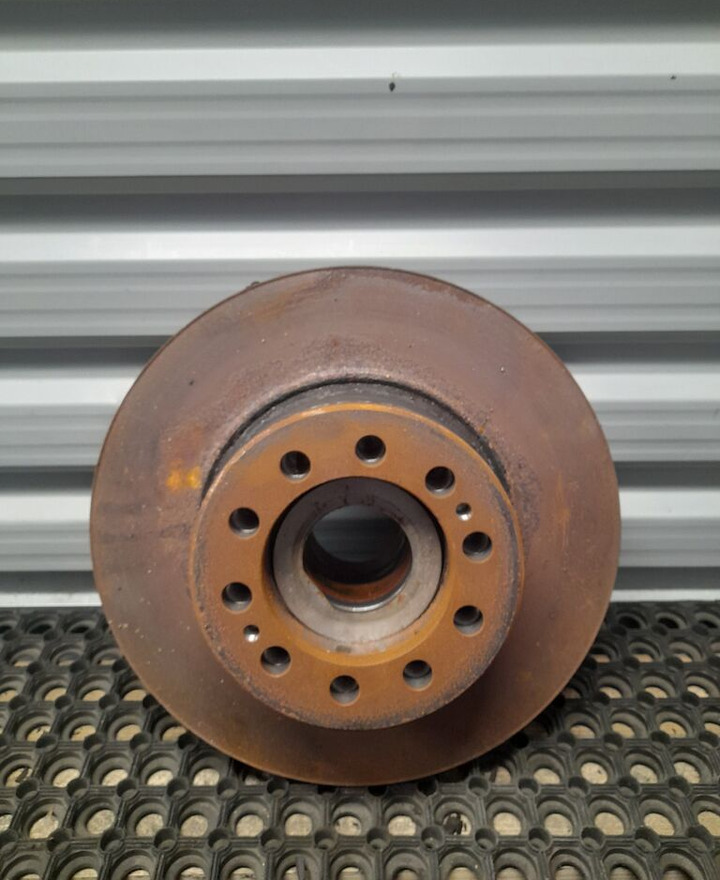 Mercedes-Benz PRZÓD ACTROS MP4 - Pyörän napa - Kuorma-auto: kuva Mercedes-Benz PRZÓD ACTROS MP4 - Pyörän napa - Kuorma-auto Mercedes-Benz PRZÓD ACTROS MP4 - Pyörän napa - Kuorma-auto: kuva Mercedes-Benz PRZÓD ACTROS MP4 - Pyörän napa - Kuorma-auto