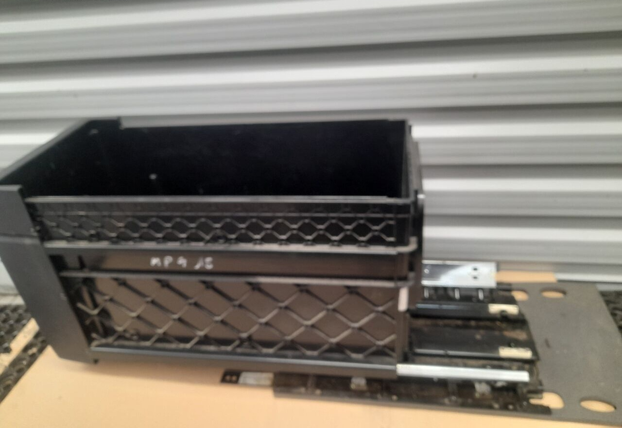 SCHOWEK, SZUFLADA Mercedes-Benz ACTROS MP4 A9608403343 truck - Ohjaamo ja sisustus - Kuorma-auto: kuva SCHOWEK, SZUFLADA Mercedes-Benz ACTROS MP4 A9608403343 truck - Ohjaamo ja sisustus - Kuorma-auto SCHOWEK, SZUFLADA Mercedes-Benz ACTROS MP4 A9608403343 truck - Ohjaamo ja sisustus - Kuorma-auto: kuva SCHOWEK, SZUFLADA Mercedes-Benz ACTROS MP4 A9608403343 truck - Ohjaamo ja sisustus - Kuorma-auto