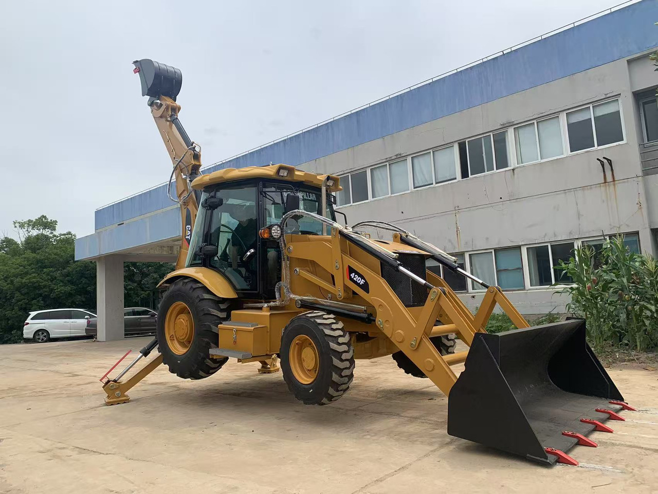 Caterpillar 4x4 Backhoe Loader CAT 420, 428 - Kaivuri-trukki: kuva Caterpillar 4x4 Backhoe Loader CAT 420, 428 - Kaivuri-trukki Caterpillar 4x4 Backhoe Loader CAT 420, 428 - Kaivuri-trukki: kuva Caterpillar 4x4 Backhoe Loader CAT 420, 428 - Kaivuri-trukki