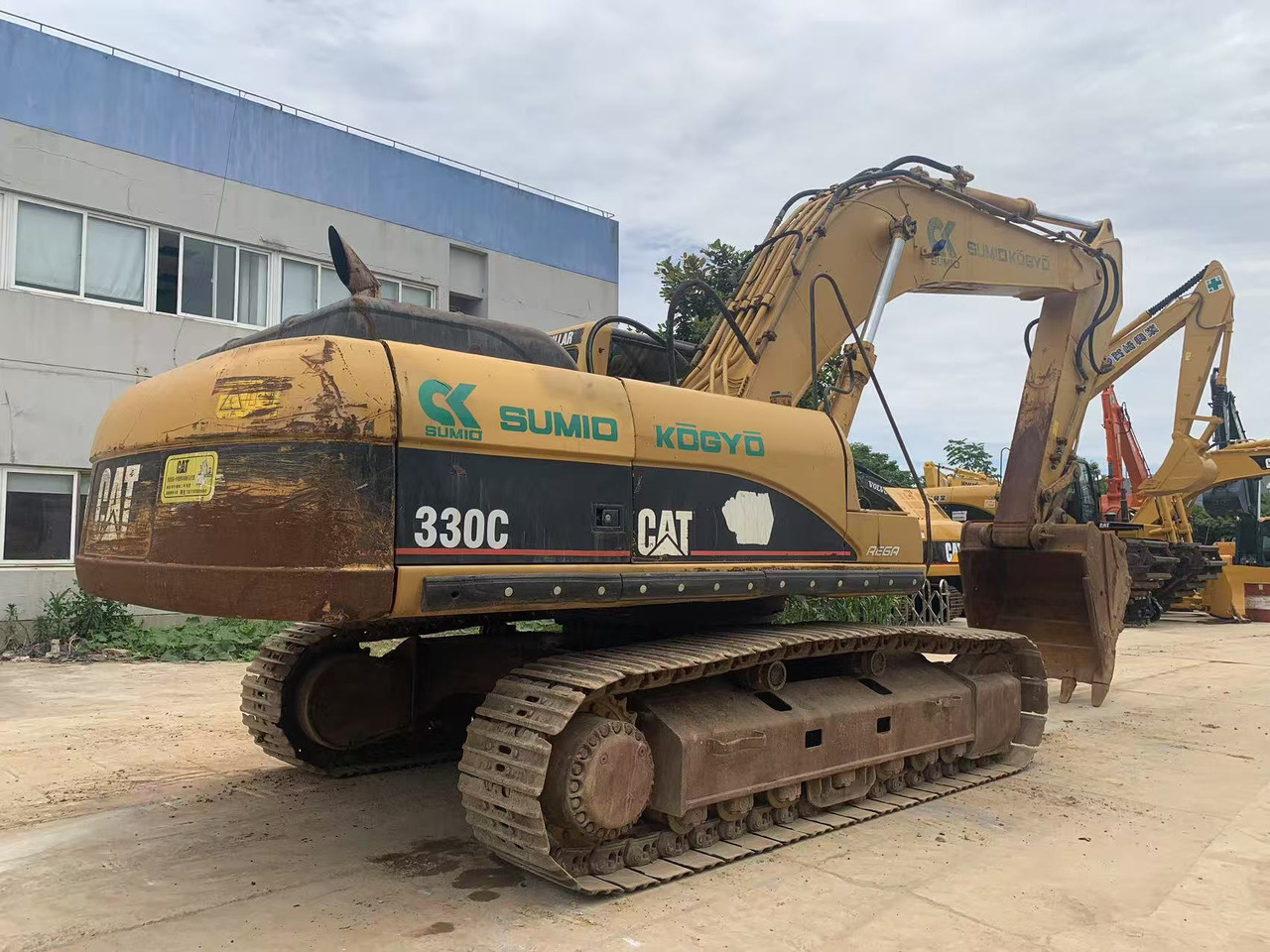 Caterpillar Excavator Original Color CAT 330CL, 330BL Used Condtion - Telakaivukone: kuva Caterpillar Excavator Original Color CAT 330CL, 330BL Used Condtion - Telakaivukone Caterpillar Excavator Original Color CAT 330CL, 330BL Used Condtion - Telakaivukone: kuva Caterpillar Excavator Original Color CAT 330CL, 330BL Used Condtion - Telakaivukone