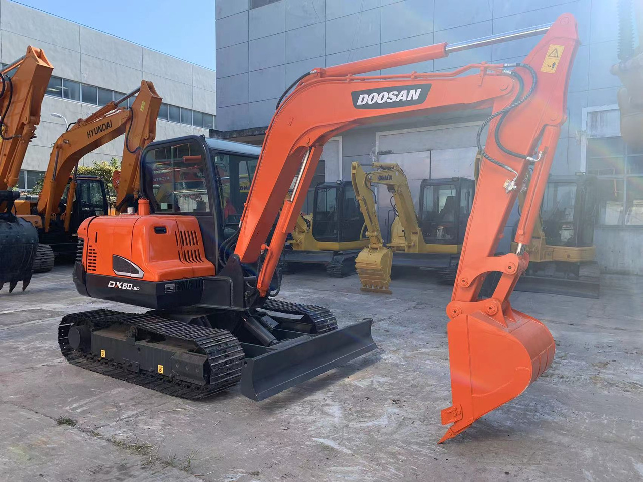 DOOSAN Mini Excavator Doosan DX60, DX55 - Telakaivukone: kuva DOOSAN Mini Excavator Doosan DX60, DX55 - Telakaivukone DOOSAN Mini Excavator Doosan DX60, DX55 - Telakaivukone: kuva DOOSAN Mini Excavator Doosan DX60, DX55 - Telakaivukone