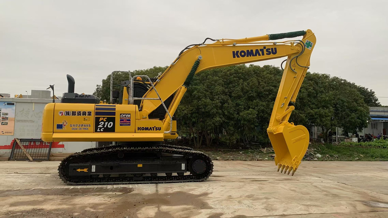 Komatsu 21 ton Excavator PC210 Good Price for PNG - Telakaivukone: kuva Komatsu 21 ton Excavator PC210 Good Price for PNG - Telakaivukone Komatsu 21 ton Excavator PC210 Good Price for PNG - Telakaivukone: kuva Komatsu 21 ton Excavator PC210 Good Price for PNG - Telakaivukone