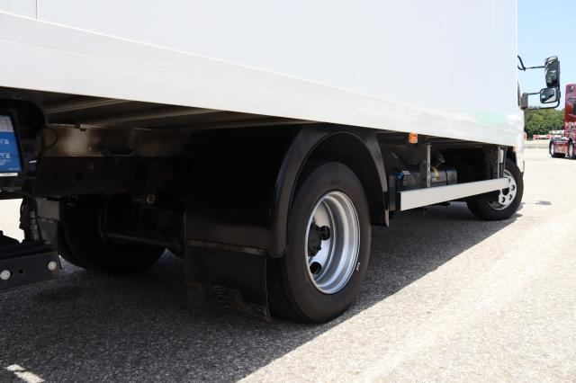 FUSO Canter 7C18 AMT - Jakeluauto: kuva FUSO Canter 7C18 AMT - Jakeluauto FUSO Canter 7C18 AMT - Jakeluauto: kuva FUSO Canter 7C18 AMT - Jakeluauto