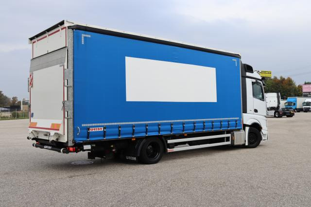 Mercedes-Benz Actros 1833 L nR - Pressukapelli kuorma-auto: kuva Mercedes-Benz Actros 1833 L nR - Pressukapelli kuorma-auto Mercedes-Benz Actros 1833 L nR - Pressukapelli kuorma-auto: kuva Mercedes-Benz Actros 1833 L nR - Pressukapelli kuorma-auto