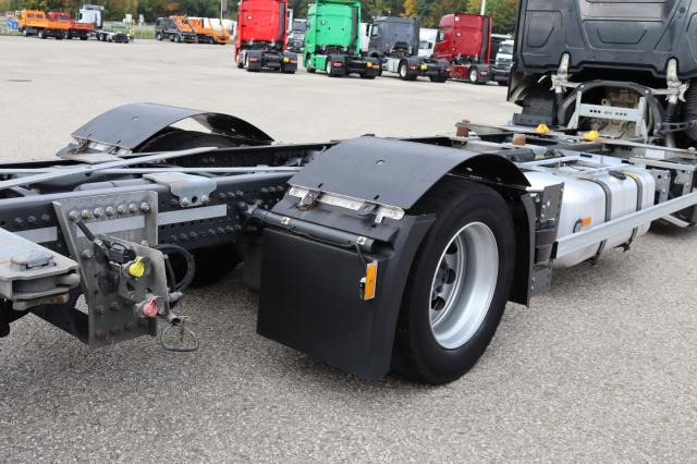 Mercedes-Benz Actros 1842 L nR - Konttialus/ Vaihtokuormatilat kuorma-auto: kuva Mercedes-Benz Actros 1842 L nR - Konttialus/ Vaihtokuormatilat kuorma-auto Mercedes-Benz Actros 1842 L nR - Konttialus/ Vaihtokuormatilat kuorma-auto: kuva Mercedes-Benz Actros 1842 L nR - Konttialus/ Vaihtokuormatilat kuorma-auto