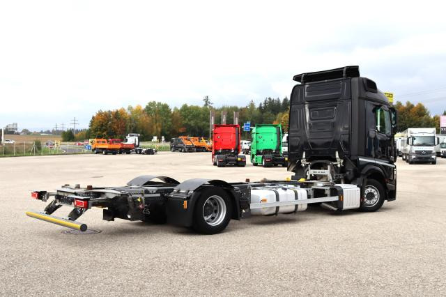 Mercedes-Benz Actros 1842 L nR - Konttialus/ Vaihtokuormatilat kuorma-auto: kuva Mercedes-Benz Actros 1842 L nR - Konttialus/ Vaihtokuormatilat kuorma-auto Mercedes-Benz Actros 1842 L nR - Konttialus/ Vaihtokuormatilat kuorma-auto: kuva Mercedes-Benz Actros 1842 L nR - Konttialus/ Vaihtokuormatilat kuorma-auto