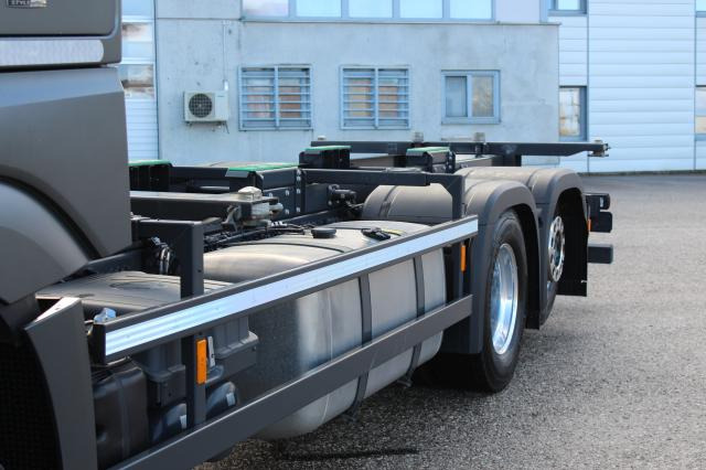 Mercedes-Benz Actros 2552LL ENA - Konttialus/ Vaihtokuormatilat kuorma-auto: kuva Mercedes-Benz Actros 2552LL ENA - Konttialus/ Vaihtokuormatilat kuorma-auto Mercedes-Benz Actros 2552LL ENA - Konttialus/ Vaihtokuormatilat kuorma-auto: kuva Mercedes-Benz Actros 2552LL ENA - Konttialus/ Vaihtokuormatilat kuorma-auto