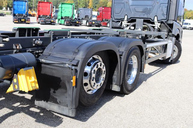 Mercedes-Benz Actros 2553 L - Konttialus/ Vaihtokuormatilat kuorma-auto: kuva Mercedes-Benz Actros 2553 L - Konttialus/ Vaihtokuormatilat kuorma-auto Mercedes-Benz Actros 2553 L - Konttialus/ Vaihtokuormatilat kuorma-auto: kuva Mercedes-Benz Actros 2553 L - Konttialus/ Vaihtokuormatilat kuorma-auto