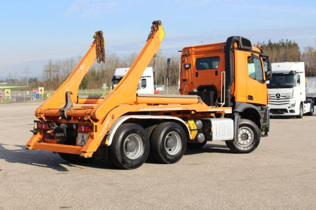 Mercedes-Benz Arocs 3353K ABSETZER - Nostovarsi-vaihtolavakuorma kuorma-auto: kuva Mercedes-Benz Arocs 3353K ABSETZER - Nostovarsi-vaihtolavakuorma kuorma-auto Mercedes-Benz Arocs 3353K ABSETZER - Nostovarsi-vaihtolavakuorma kuorma-auto: kuva Mercedes-Benz Arocs 3353K ABSETZER - Nostovarsi-vaihtolavakuorma kuorma-auto