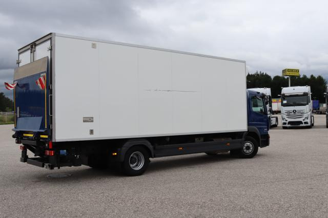 Mercedes-Benz Atego 1527L T600R L - Refrigeraattori kuorma-auto: kuva Mercedes-Benz Atego 1527L T600R L - Refrigeraattori kuorma-auto Mercedes-Benz Atego 1527L T600R L - Refrigeraattori kuorma-auto: kuva Mercedes-Benz Atego 1527L T600R L - Refrigeraattori kuorma-auto